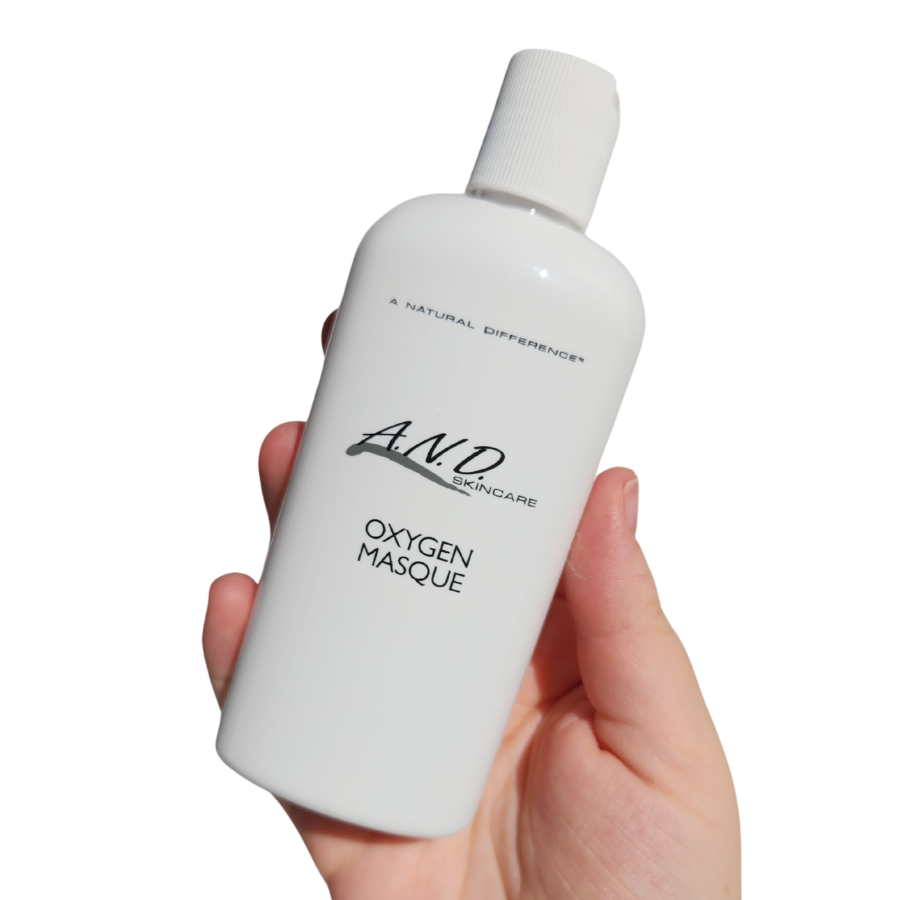 Oxygen facial masque for acne prone skin with clean EU standard ingredients to detox pores and support clearer, healthier skin